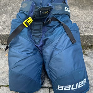Bauer ultrasonic hockey pants Size Medium