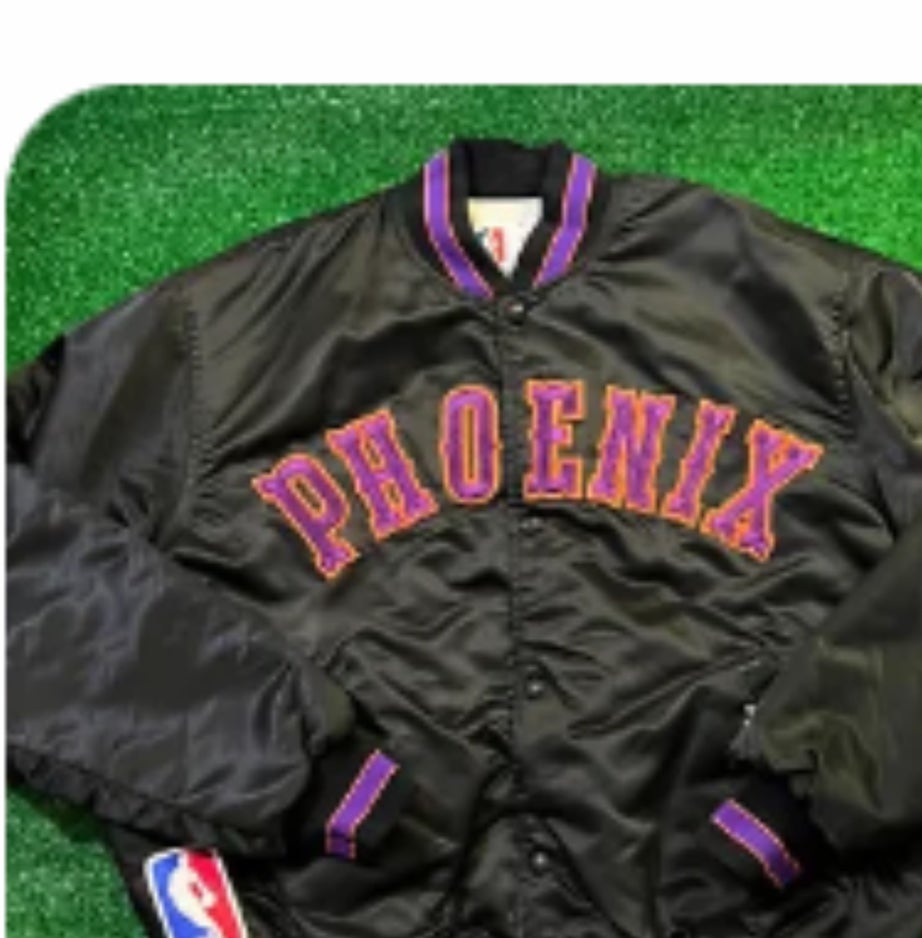 Sold at Auction: VINTAGE USA GIANT NBA STARTER SPORT BOMBER JACKET