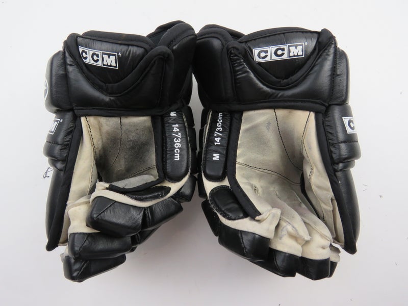 Vintage CCM HG60 Calgary Flames NHL Pro Stock Ice Hockey Player Gloves Size  14 | SidelineSwap