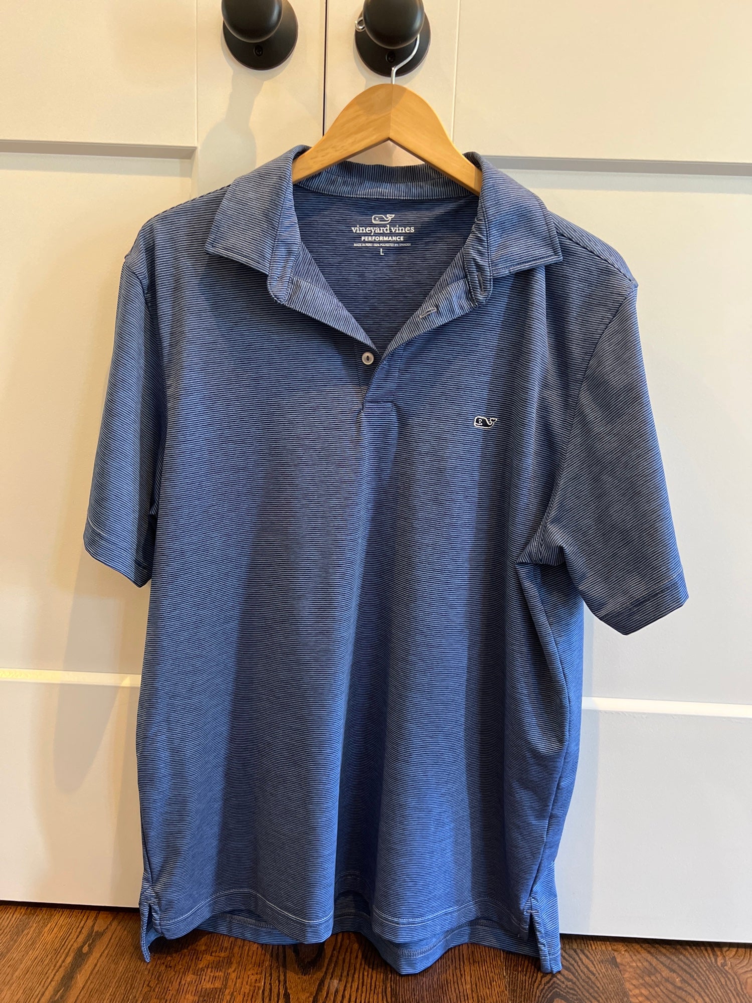 Vineyard Vines golf shirt