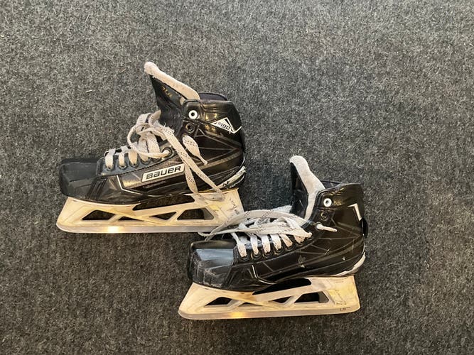 Senior Bauer Regular Width Size 8.5 Supreme S190 Hockey Goalie Skates