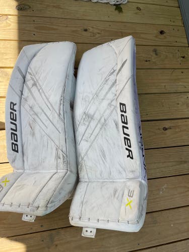 31" Bauer Vapor 3X Goalie Leg Pads
