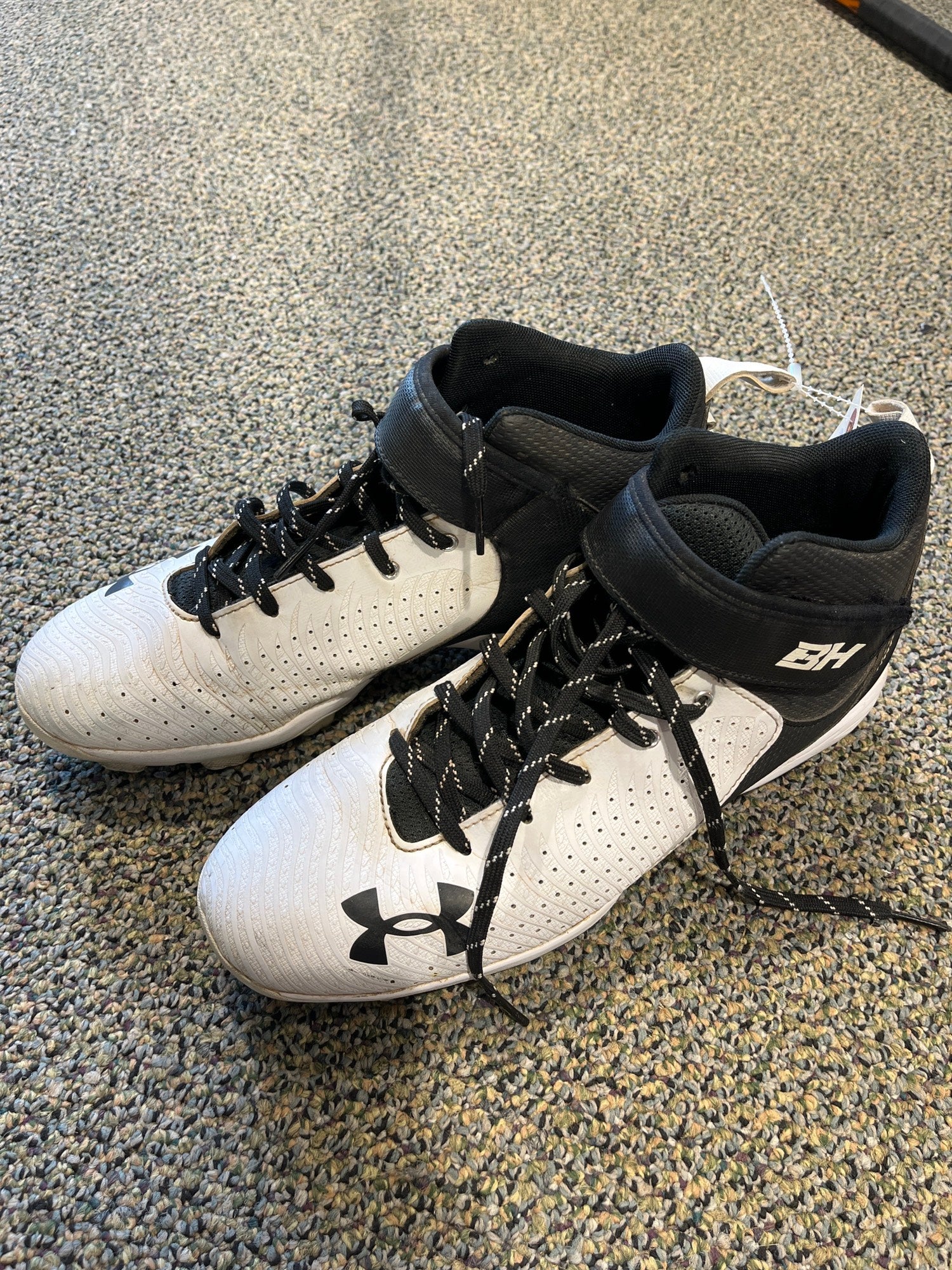 used Men's 8.5 (W 9.5) Under Armour Bryce Harper Footwear