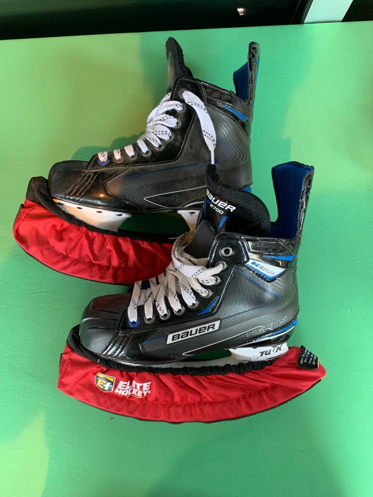 Used Senior Bauer Nexus N2700 Hockey Skates (Regular) - Size: 7.0