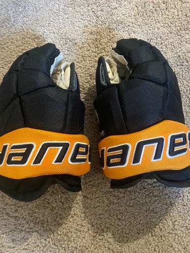 Bauer 13" Pro Stock Vapor Pro Team Gloves