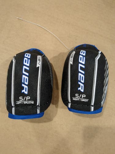 Used Small Bauer MS-1 Elbow Pads