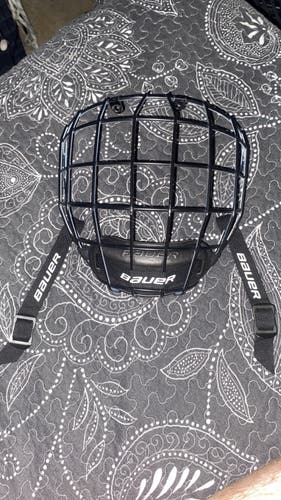 New Medium Bauer Full Cage Profile II Facemask