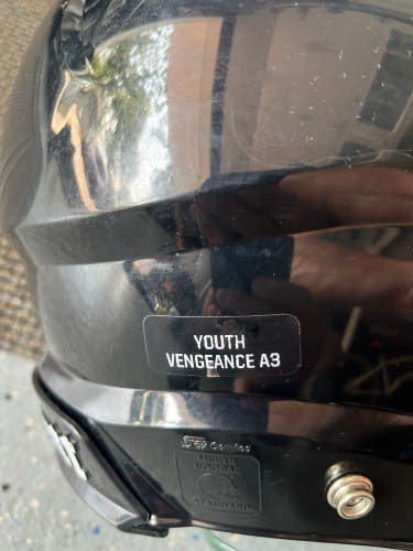 Youth XS Schutt Vengeance A3 Helmet