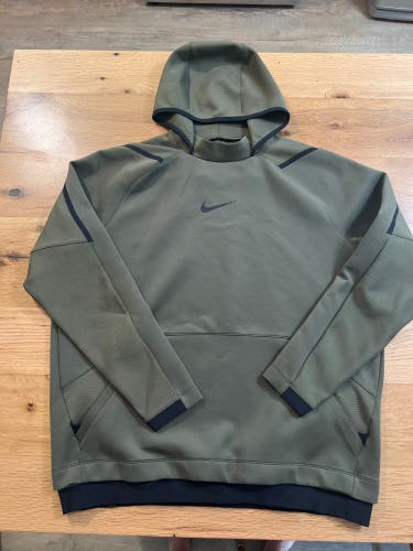 Nike Pro Sweatshirt