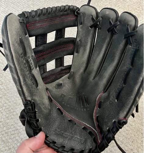 Used Easton 13'' Ronin Series Slowpitch Glove