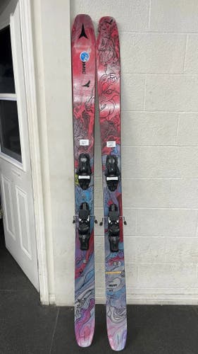 Used Unisex 2023 Atomic Bent Chetler 110 Skis 188cm