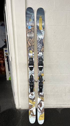 Used Unisex 2023 Armada ARV 96 Skis 184cm With Bindings 18422003