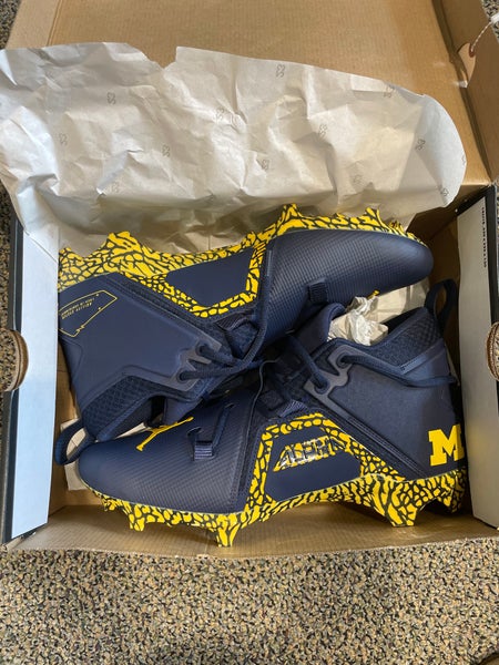 Michigan Jordan Alpha Menace 3 Player Cleats 11.5