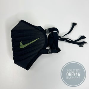 Nike Venturer Sports Performance Mask Black Comfortable Straps