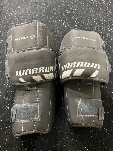 Used Warrior Ritual G3 Int Goalie Knee Guards