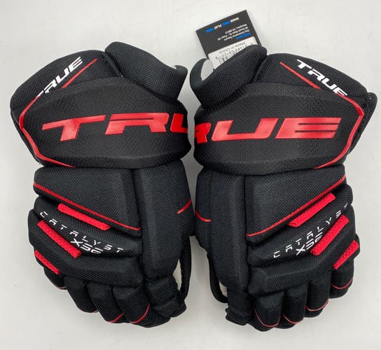 NEW TRUE Catalyst XSE Gloves, Black/Red, 12”