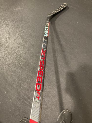 Senior Right Handed CCM JetSpeed FT6 Pro Hockey Stick P29