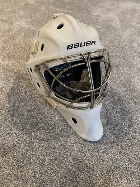 Like New Bauer NME IX Goalie Mask
