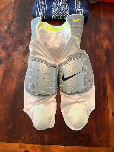 Nike Pro Combat Football Girdle Large With Knee Pads