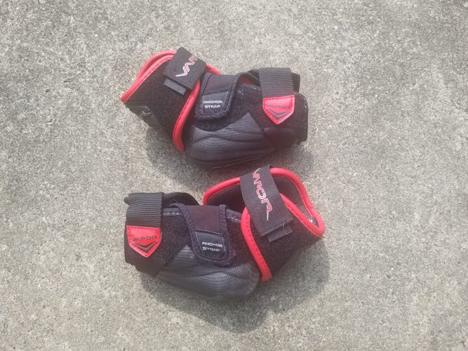 Used Never Worn Jr Small Bauer Vapor 1X Lite Elbow Pads