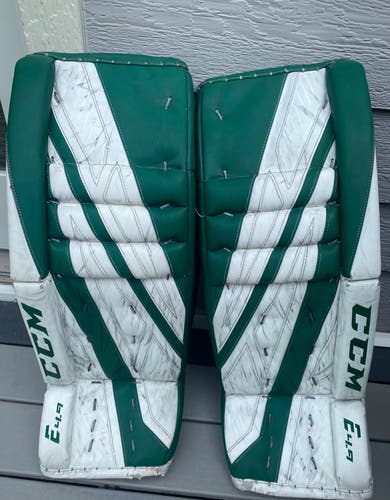 CCM Eflex 4.9 30+1 Goalie Leg Pads