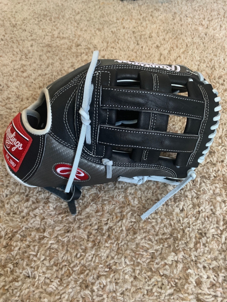 Rawlings Heart of the Hide Hypershell Outfield Glove