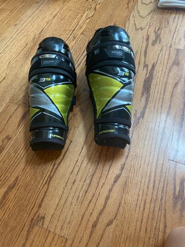 Used Bauer Supreme 3S Shin Pads