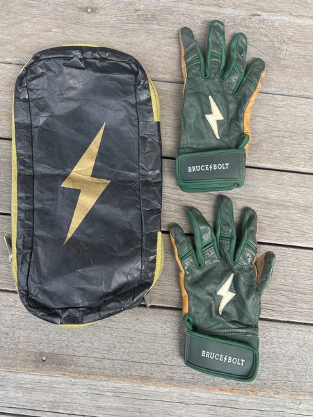 Used Bruce Bolt Short Cuff Batting Gloves (Youth Large)
