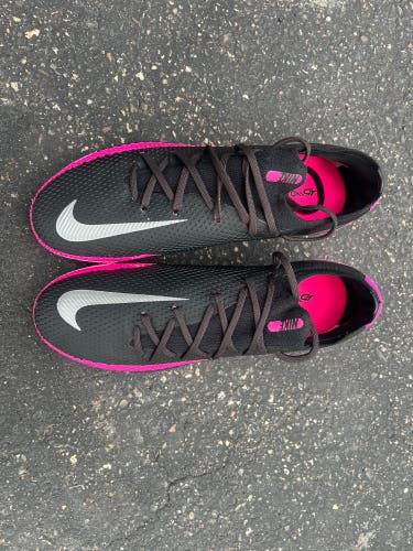 Pink New Size 7.5 (Women's 8.5) Nike Phantom GT Pro Cleats