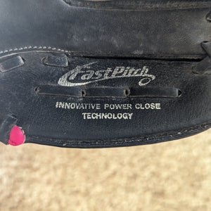 Used Mizuno Right Hand Throw Softball Glove 10"