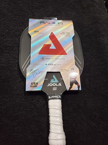 New Radius professional series Pickleball Paddle