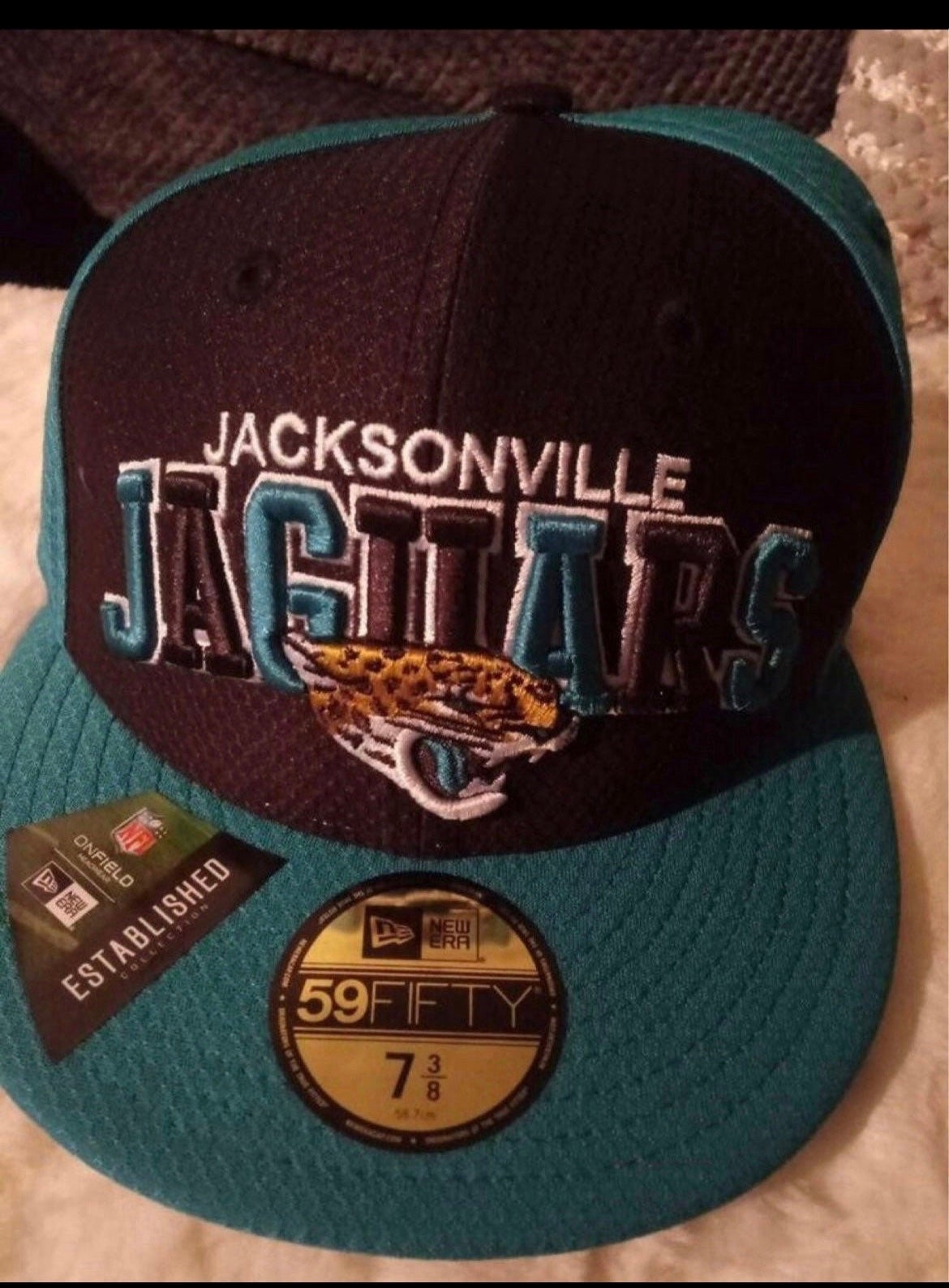 Jacksonville Jaguars New Era Team Logo Hoodie
