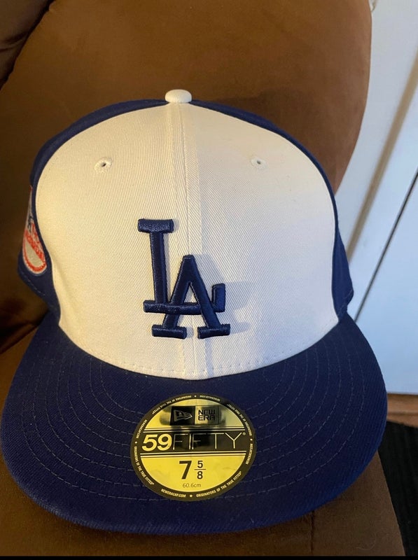 New Era 59Fifty Los Angeles Dodgers￼ Fitted Hat Side Patch Size 7 3/8-Peach  UV