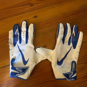 White Adult Large Nike Gloves