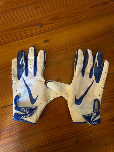 White Adult Large Nike Gloves