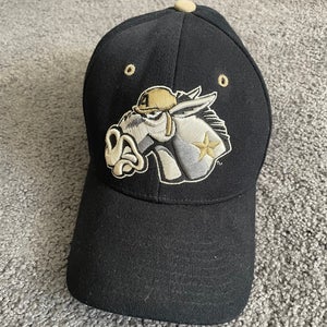Used USMA Army Mule Flex Fit Hat