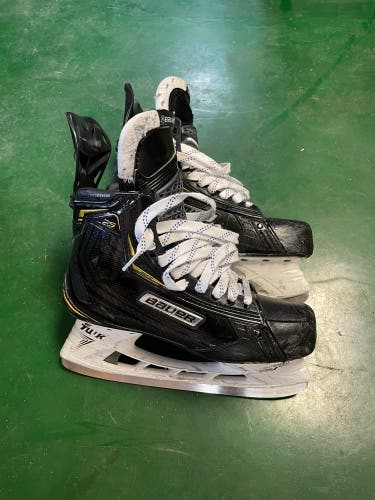 **USED Bauer Size 7 Supreme 2S Pro Hockey Skates