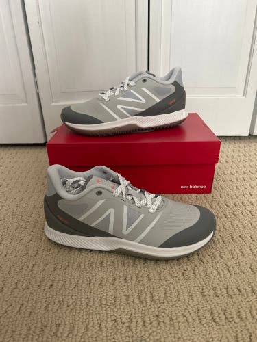 New Balance Freeze LX v4 turf shoes
