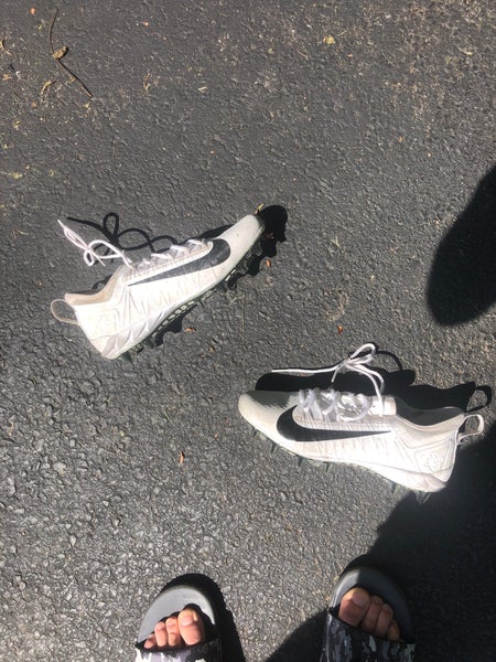 White Adult Molded Cleats Low Top Huarache