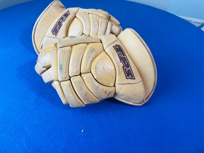 Louisville TPS Pro Response leather