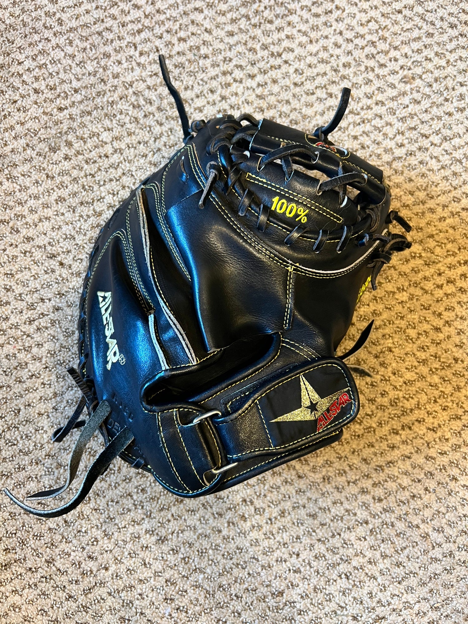 All Star Maldonado Pro Elite CM3000 34 Baseball Catcher's Mitt - Right Hand Throw