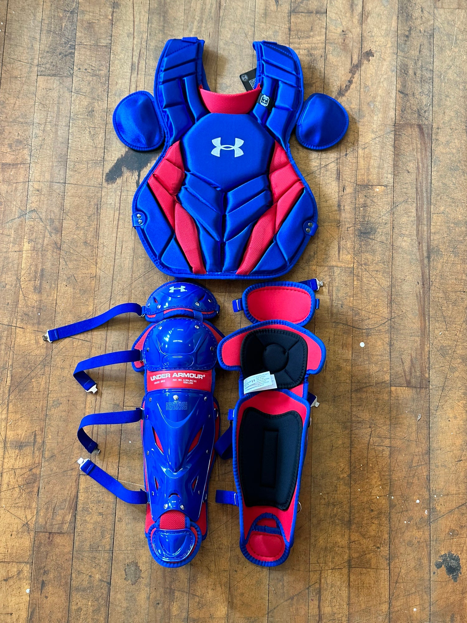 New Under Armour Victory Series Girl's Fastpitch Softball Catcher's Gear  Set Black #UAWCK2JRVS