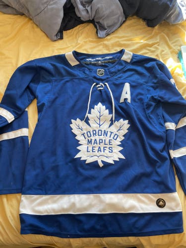 Adidas Toronto Maple Leafs Auston Matthews jersey