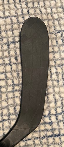 Intermediate Left Hand P28 JetSpeed FT5 Pro Hockey Stick
