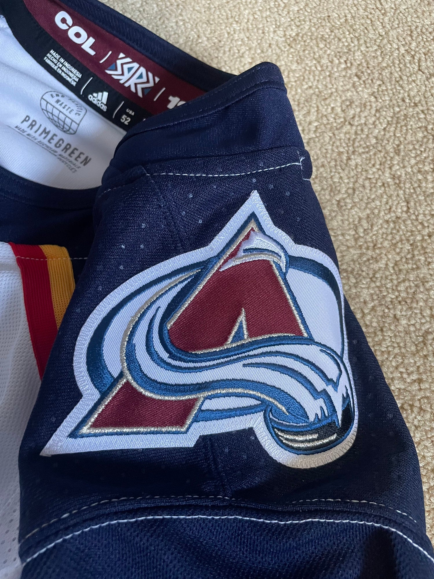 Colorado Avalanche Reverse Retro 2.0 Adidas Authentic NHL Hockey Jersey  Size 52