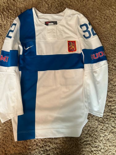Team Finland Kari Lehtonen Jersey