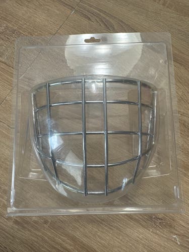 Like New Bauer NME One/ Profile 960 Goalie Mask Straight Bar Cage