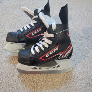 Youth Used CCM JetSpeed FT340 Hockey Skates Size 11
