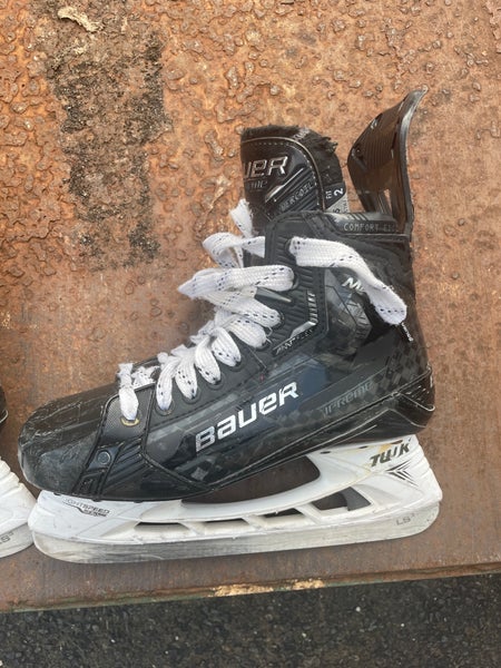 Used Bauer Size 7.5 Supreme Mach Hockey Skates