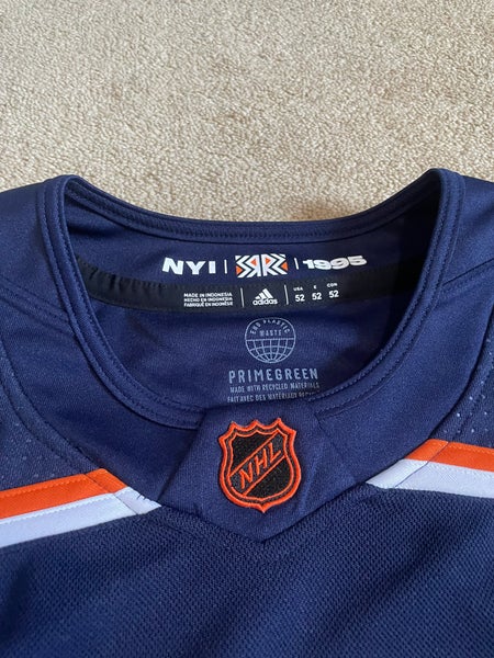 New York Islanders adidas Reverse Retro Pullover Hoodie - Navy